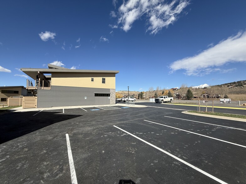 More Photos Of 205 Jasper Pl, Ridgway General Retail For Sale