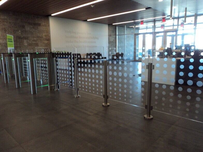 More Photos Of 2020 Innovation Ct, De Pere Office For Lease