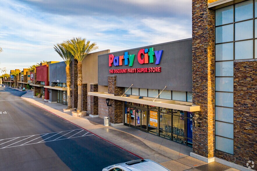 More Photos Of Rainbow Blvd, Las Vegas Unknown For Lease