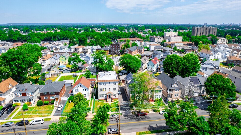 More Photos Of 423 Jersey Ave, Elizabeth Apartments For Sale