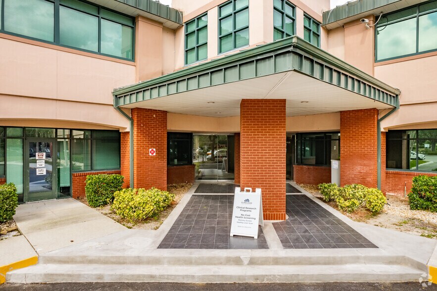 More Photos Of 1551 Sandspur Rd, Maitland Office For Lease