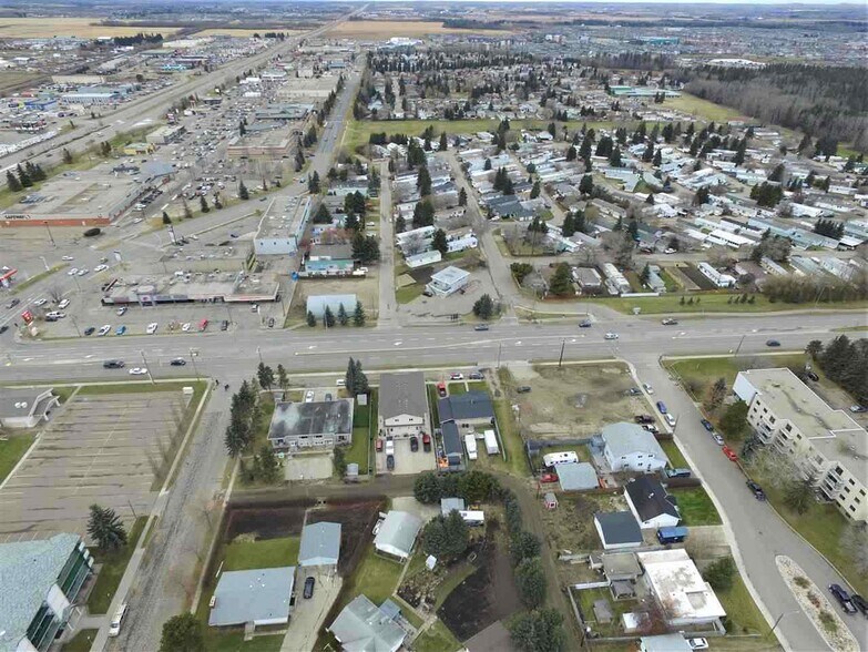 More Photos Of 306 Calahoo Rd, Spruce Grove Office For Sale