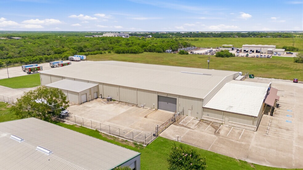 More Photos Of 8316 Lone Tree Rd, Victoria Industrial For Lease
