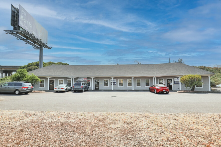 More Photos Of 107 W Q St, Springfield Office For Sale