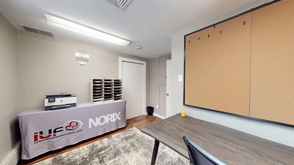 More Photos Of 172 Tuckerton Rd, Medford Office For Sale
