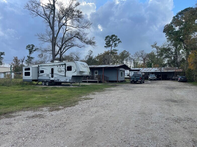 More Photos Of 7535 Nodding Pines Ln, Houston Manufactured Housing Mobile Home Park For Sale