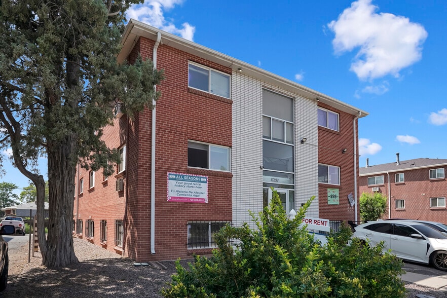 More Photos Of 1677 Geneva St, Aurora Apartments For Sale