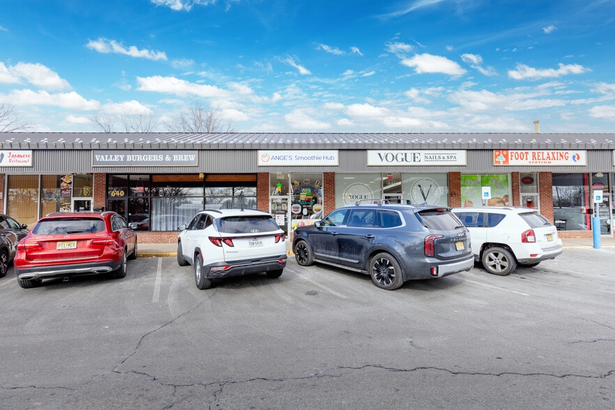 More Photos Of 654B Westwood Ave, River Vale Unknown For Lease