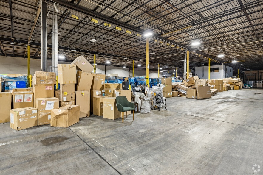 More Photos Of 50 Greenhill Rd, Eldorado Warehouse For Lease