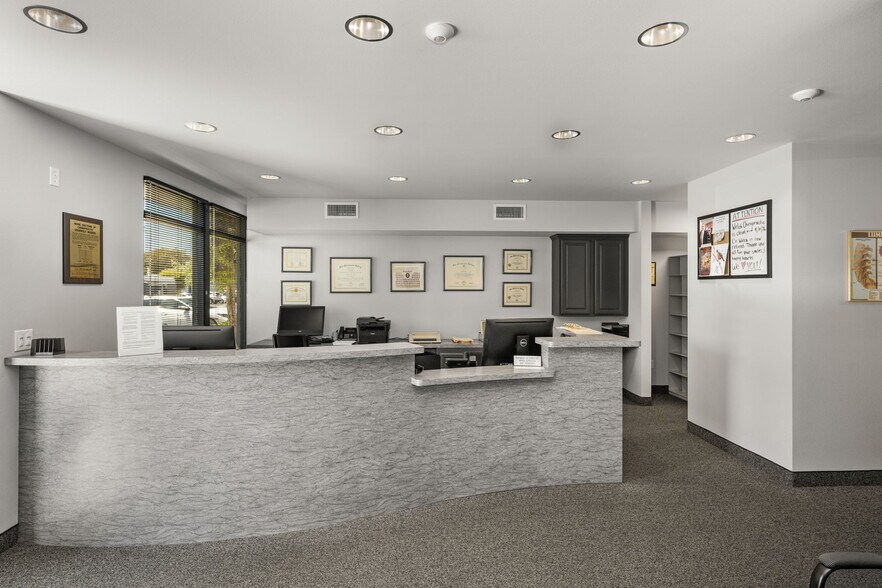 More Photos Of 1761 W Romneya Dr, Anaheim Medical For Lease