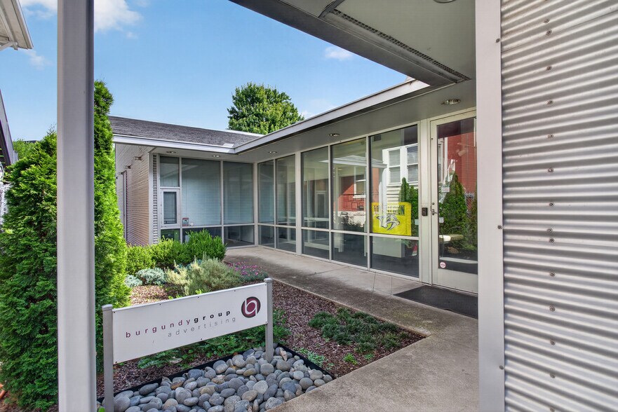 More Photos Of 58 Lindsley Ave, Nashville Office For Lease