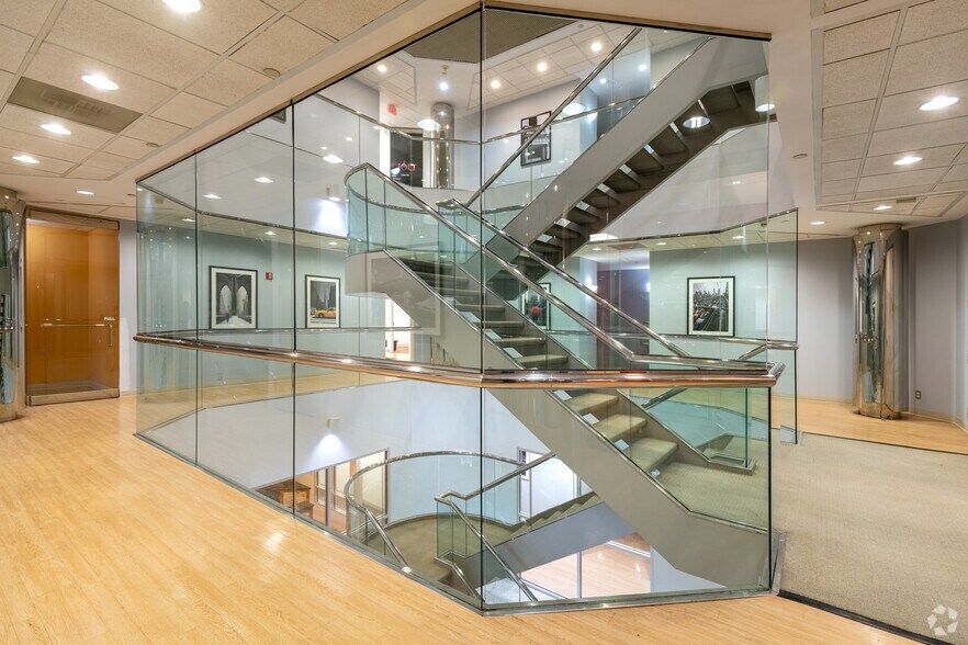 More Photos Of 14 Walsh Dr, Parsippany Office For Lease