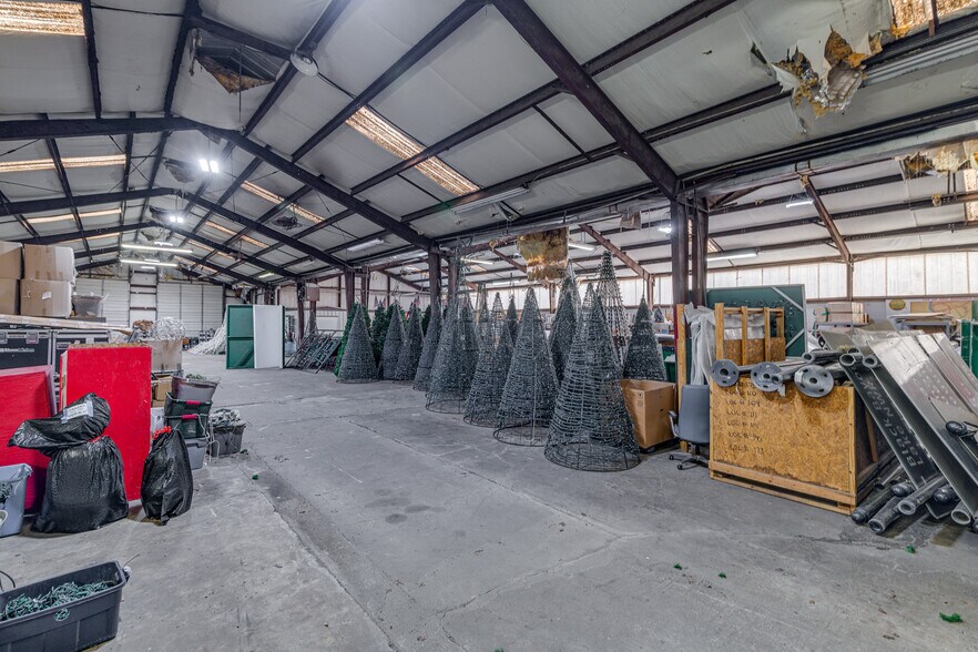 More Photos Of 1831 Old Natchitoches Rd, West Monroe Distribution For Sale