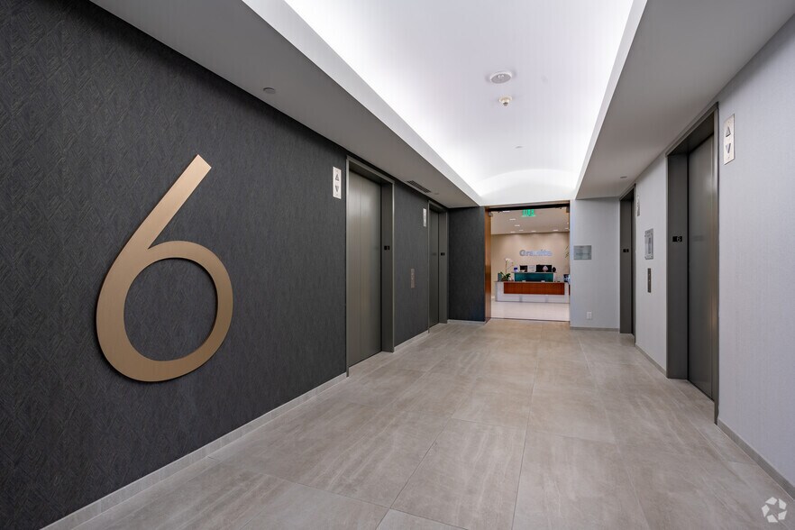 More Photos Of 500-550 N Brand Blvd, Glendale Unknown For Lease