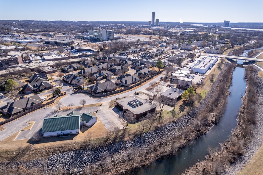 More Photos Of 6940 S Utica Ave, Tulsa Office For Sale