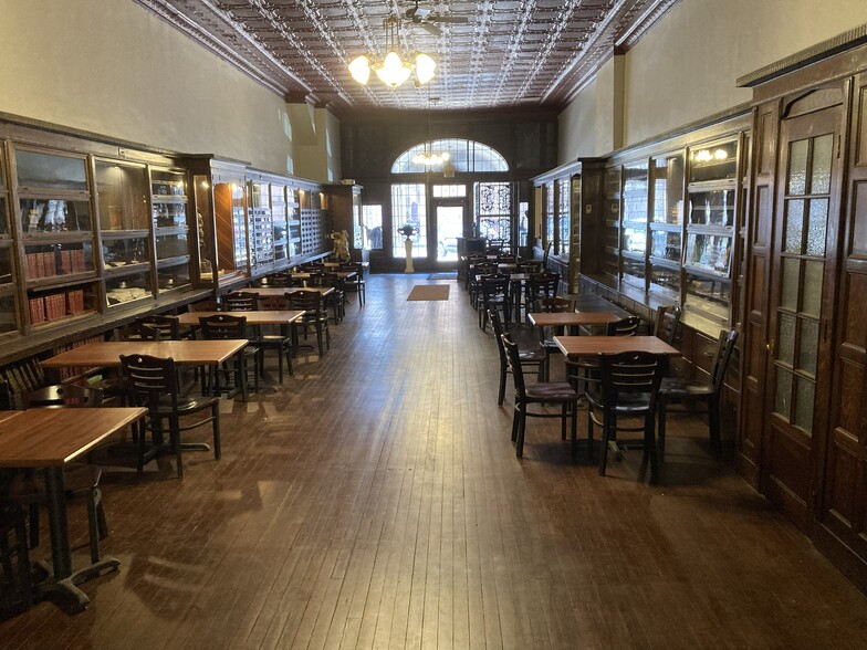 More Photos Of 34 N Vermilion St, Danville Restaurant For Sale