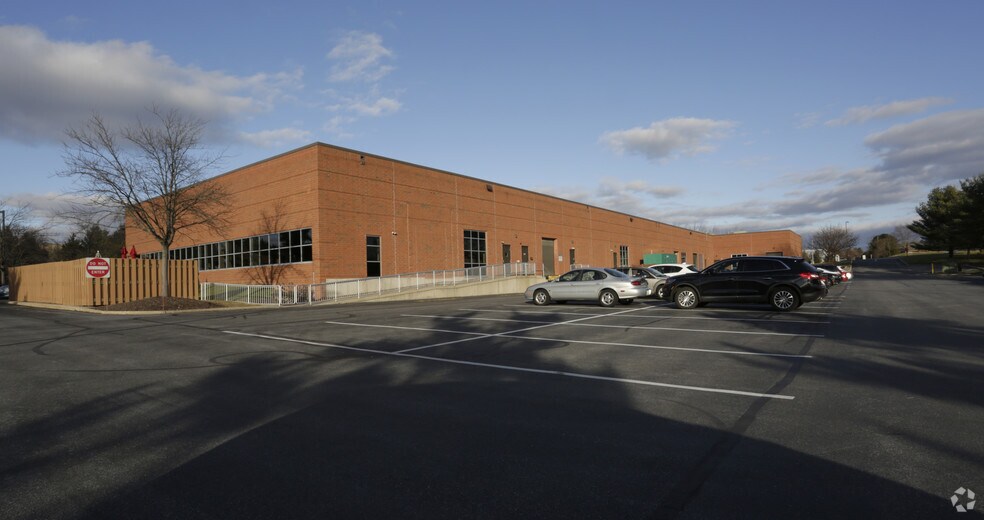 More Photos Of 7010 Snowdrift Rd, Allentown Light Manufacturing For Lease