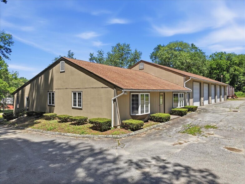 More Photos Of 17 Halls Mill Rd, Preston Manufacturing For Sale