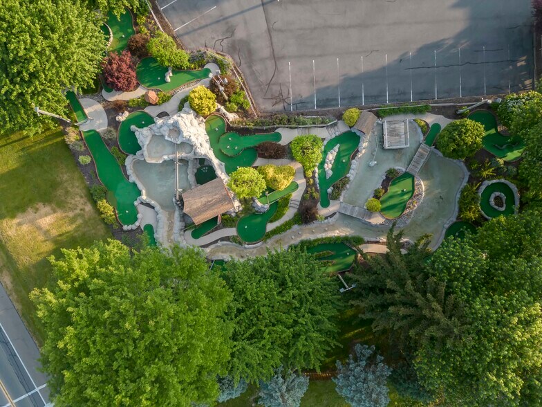 More Photos Of 3521 Sullivan Trl, Easton General Retail For Sale