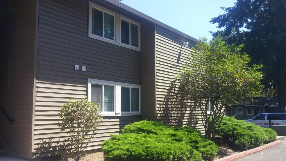 More Photos Of 17316 E Burnside St, Portland Apartments For Sale