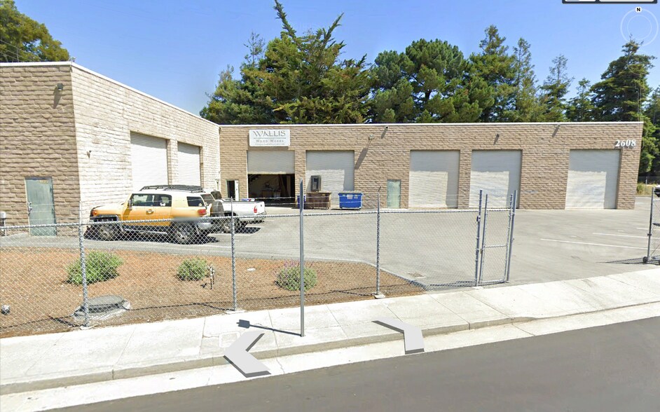 More Photos Of 2608 Mission St, Santa Cruz Service For Lease