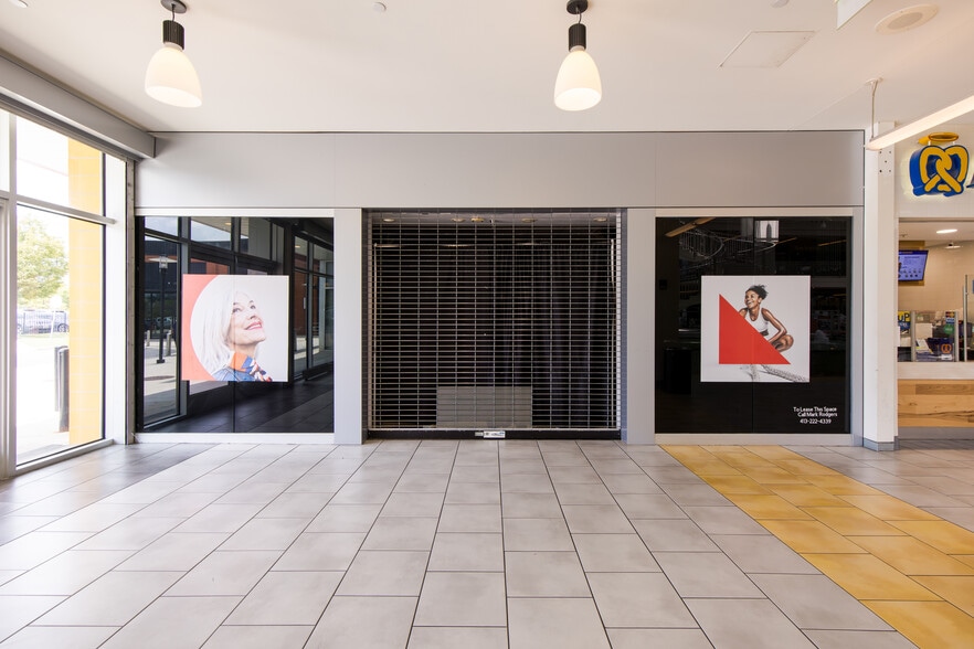 More Photos Of 2301-2401 Liberty Heights Ave, Baltimore Unknown For Lease