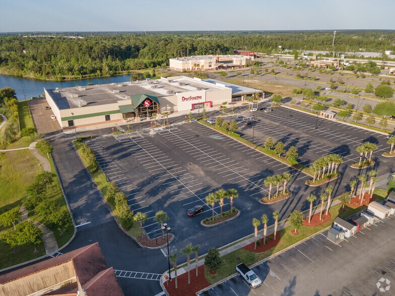 More Photos Of 13075 City Square Dr, Jacksonville General Retail For Lease