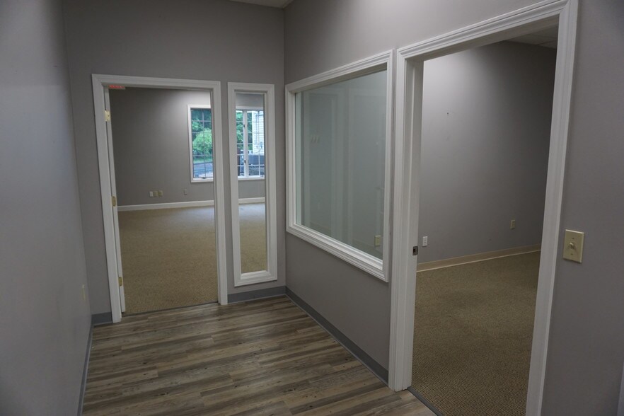 More Photos Of 31 Schoosett St, Pembroke Office For Lease