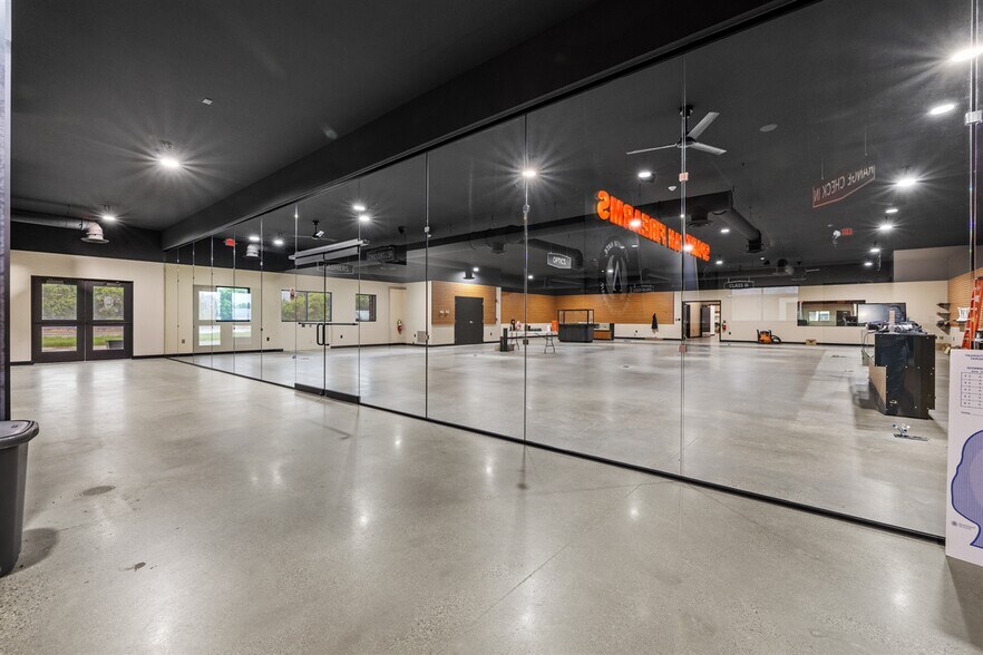 More Photos Of 7051 Highway 2 and 52 W, Minot Warehouse For Sale