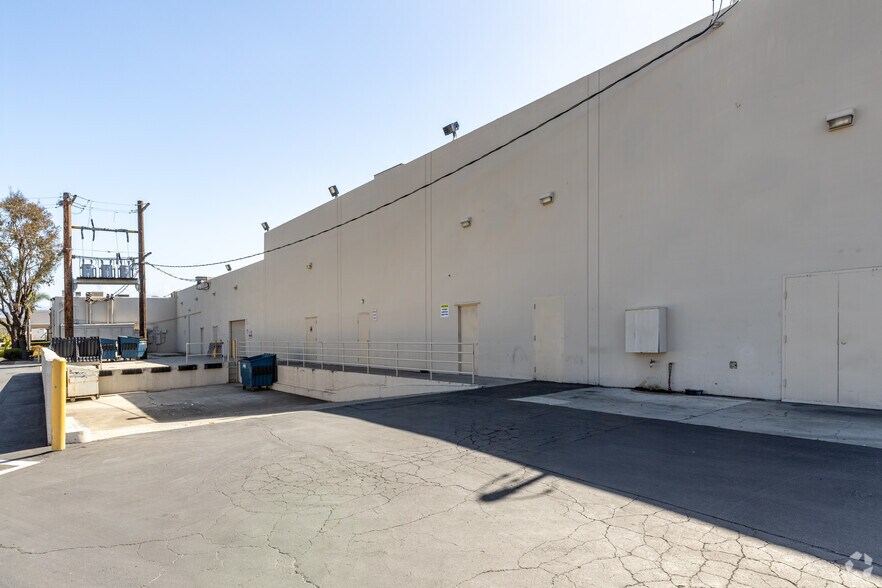 More Photos Of 23831 El Toro Blvd, Lake Forest Unknown For Lease