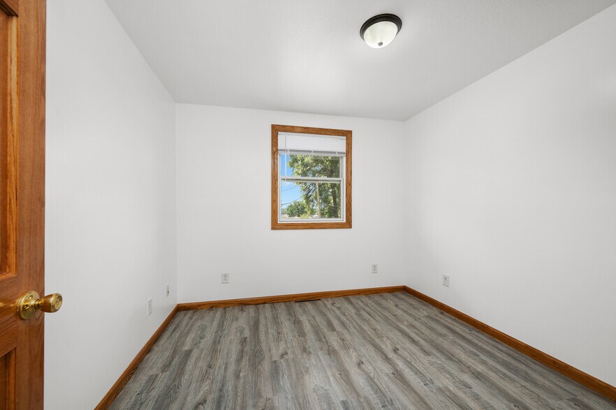 More Photos Of 222 6th St, Buffalo Apartments For Sale