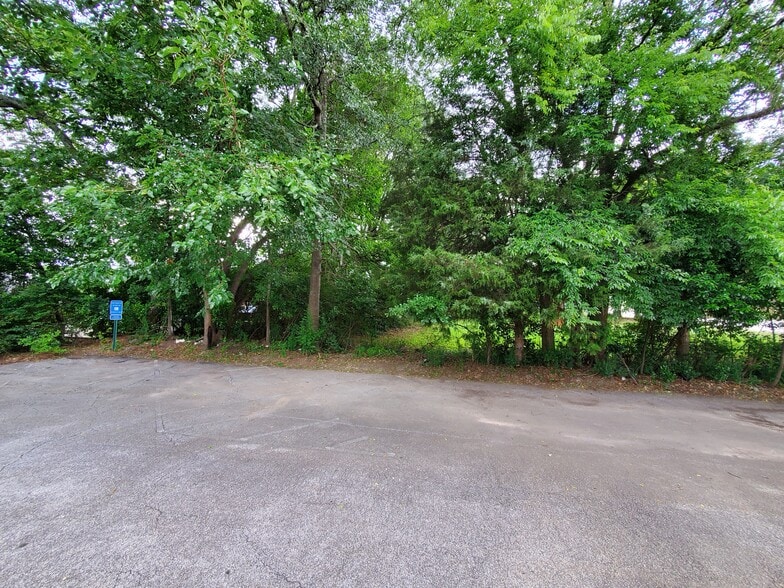 More Photos Of 309 Macon St, McDonough Office Residential For Lease