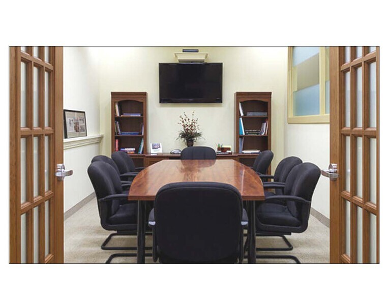 More Photos Of 1509 Hopmeadow St, Simsbury Medical For Lease