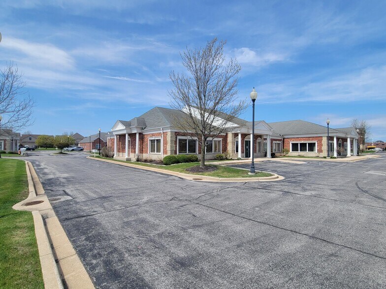 More Photos Of 11376 Broadway, Crown Point Office For Sale