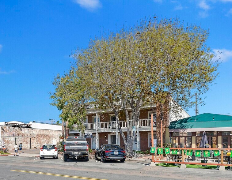 More Photos Of 7817 Herschel Ave, La Jolla Medical For Lease