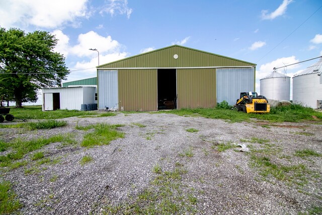 More Photos Of 3740 N 1300E Rd, Kempton Specialty For Sale