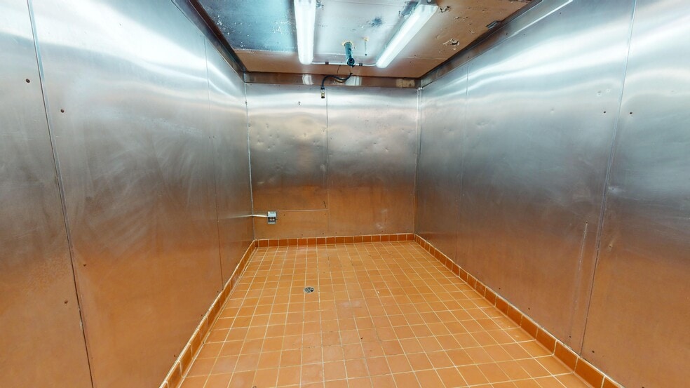 More Photos Of 2200 Arthur Kill Rd, Staten Island Distribution For Lease