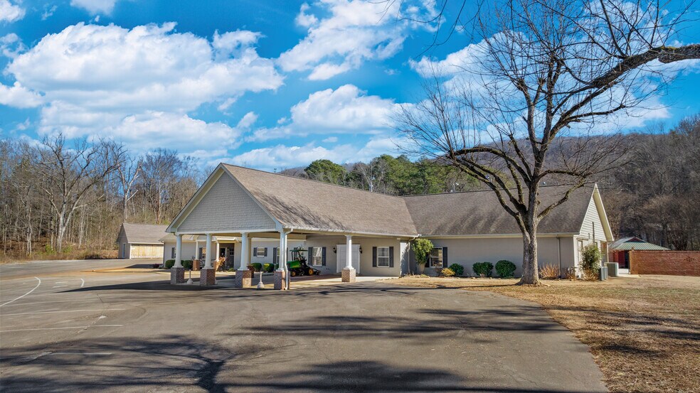 More Photos Of 502 Crystal Lake Dr NE, Fort Payne Golf Course Driving Range For Sale