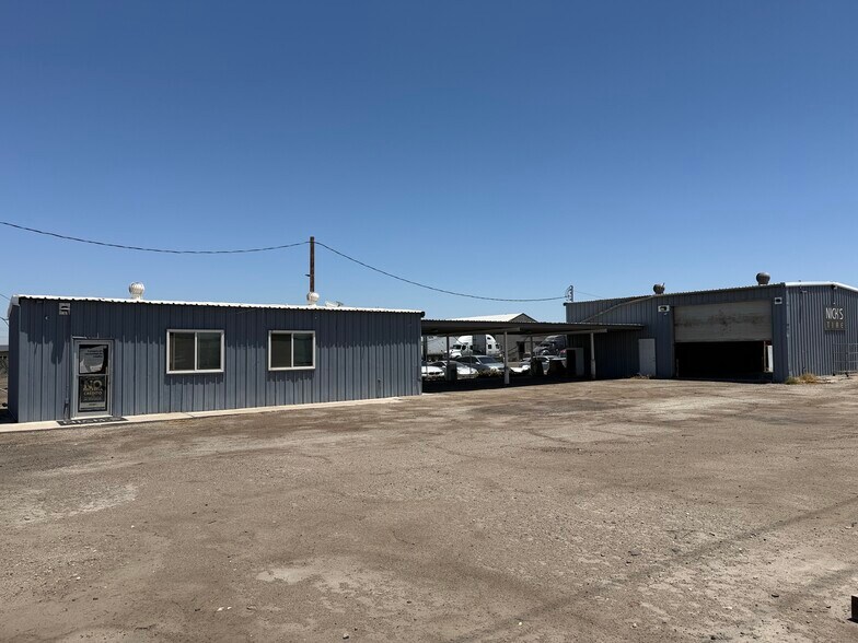 More Photos Of 1210 2nd Street st, El Centro Service For Sale