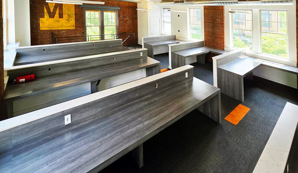 More Photos Of 4590 Main St, Manayunk Office For Lease