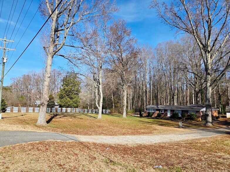 More Photos Of 3386 Hands Mill Hwy, York Industrial For Sale