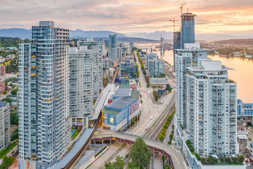 More Photos Of 800 Carnarvon St, New Westminster Unknown For Lease