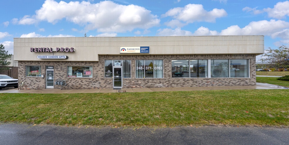 More Photos Of 1989 N Opdyke Rd, Auburn Hills Freestanding For Sale
