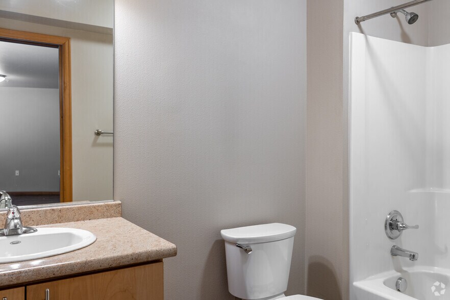 More Photos Of 2926 SW 4th Ave, Portland Apartments For Sale