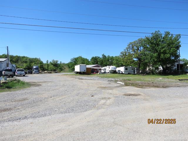 More Photos Of 1651 Westside Rd, Mcalester Industrial For Sale