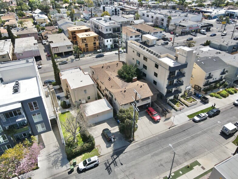 More Photos Of 5237 Cahuenga Blvd, North Hollywood Apartments For Sale