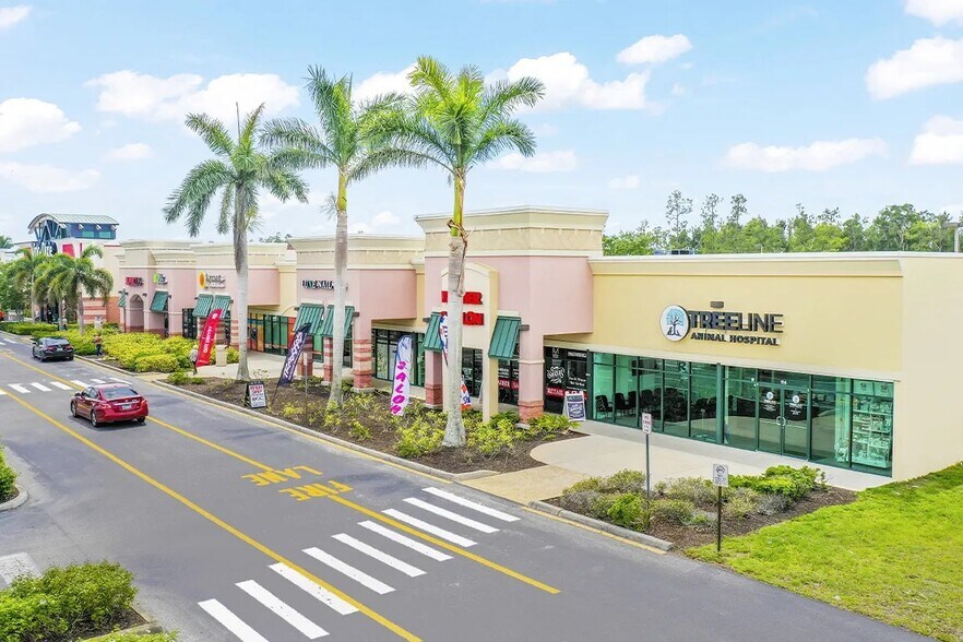 More Photos Of 10580 Colonial Blvd, Fort Myers Unknown For Lease