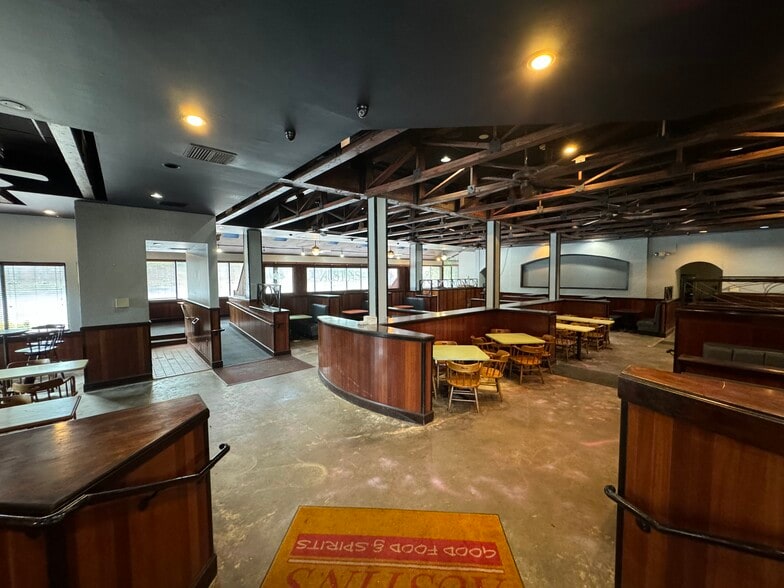 More Photos Of 914 Mall Loop Rd, High Point Restaurant For Sale