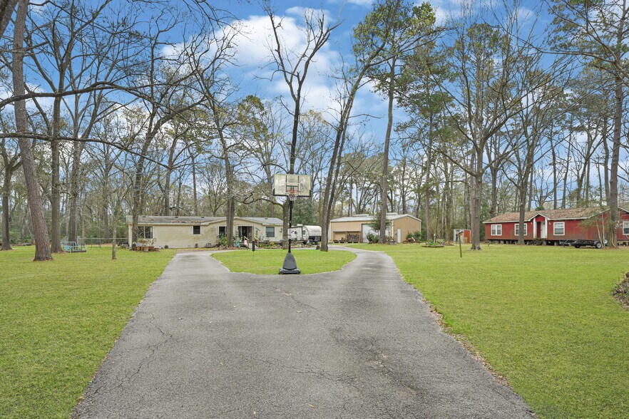 More Photos Of 29510 Huffman Cleveland Rd, Huffman Specialty For Sale