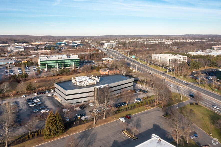 More Photos Of 510 Broadhollow Rd, Melville Office For Lease